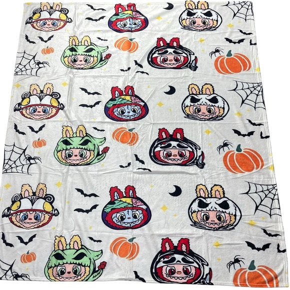 Cute Halloween Themed Blanket - Picture 1 of 4